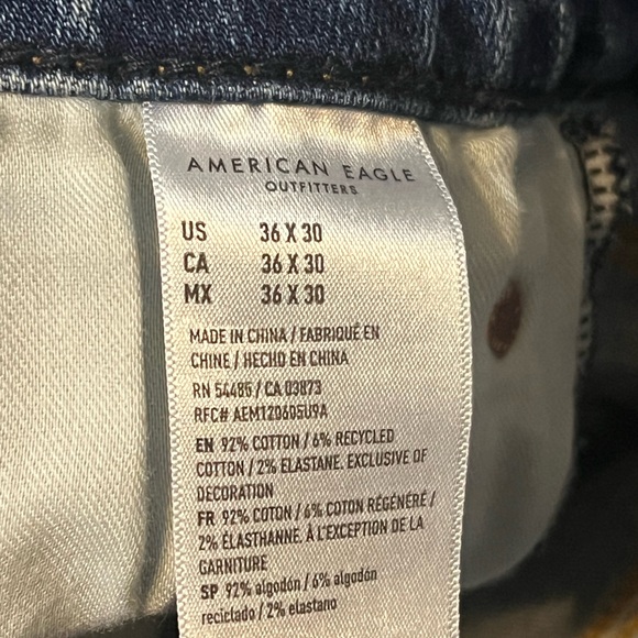 Classic Blue Denim Jeans athletic straight - Picture 5 of 6